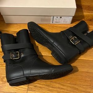 Burberry Gray Rubber Rain Boots